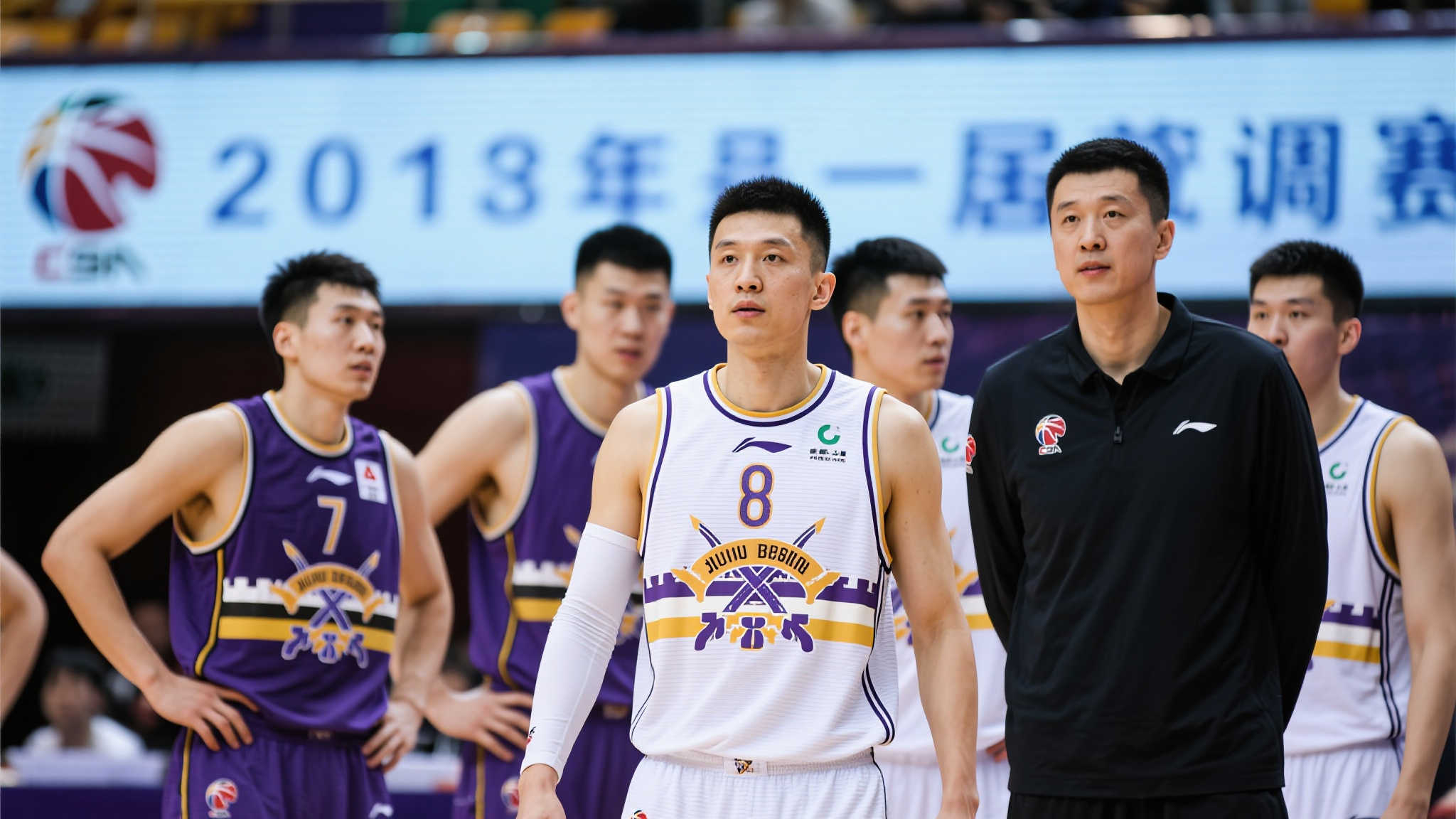 在CBA联赛中，球队的阵容调整总是备受关注，尤其是